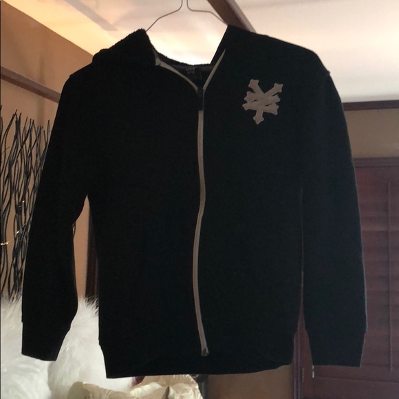 Boys Zoo York fuzzy black sweater. - Picture 2 of 3